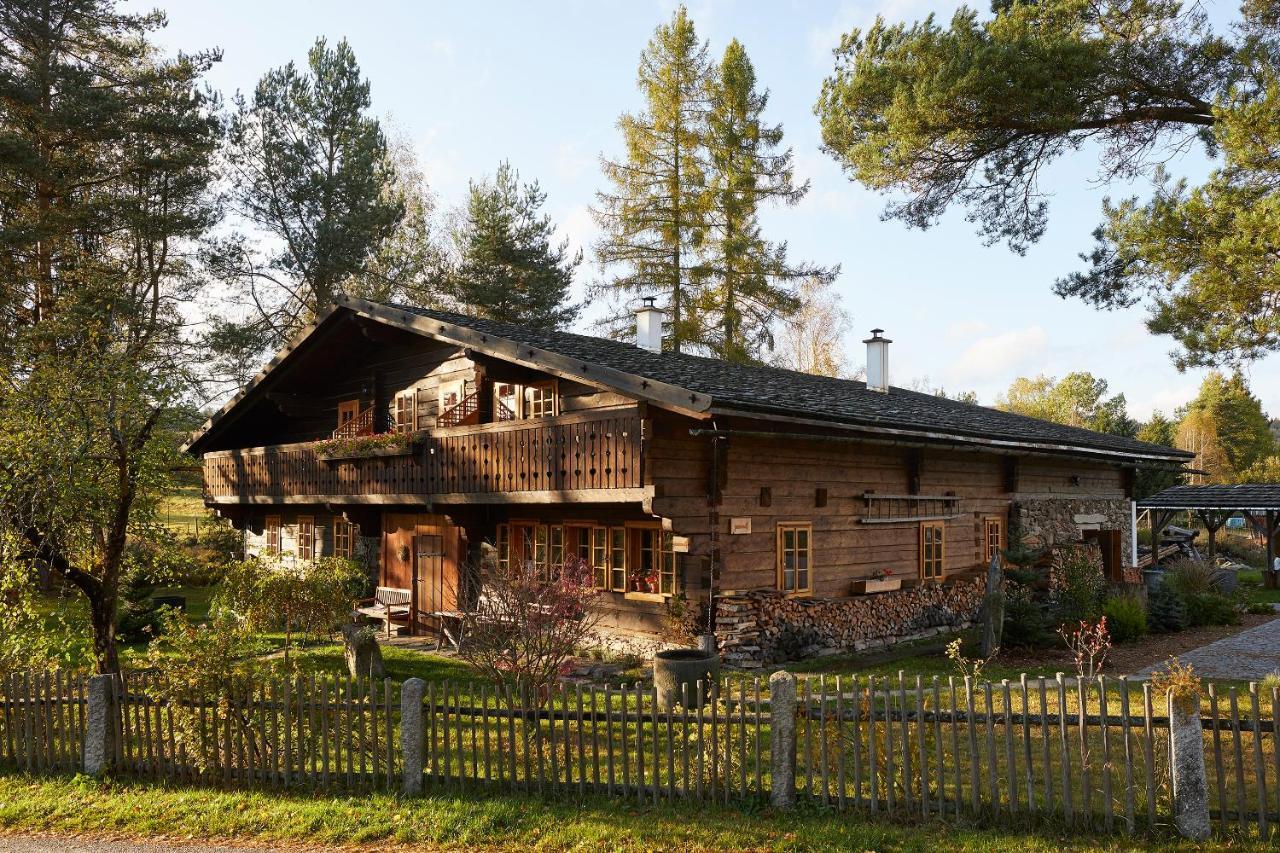 Volarska Roubenka Guest House Volary Exterior photo
